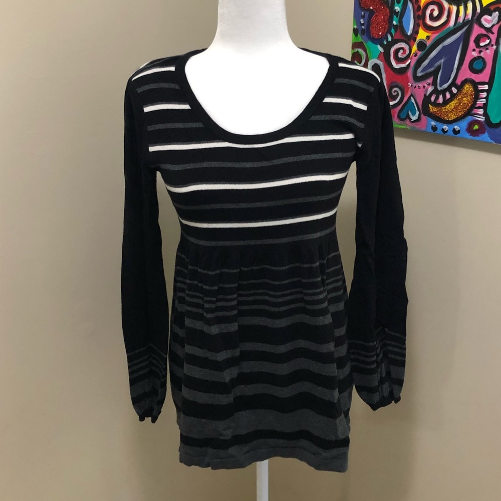 Style & Co. Black striped tunic sweater